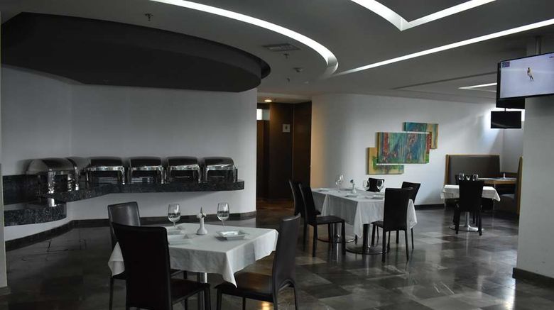 <b>Ramada by Wyndham Mexico City Santa Fe Restaurant</b>. Images powered by <a href="https://iceportal.shijigroup.com/" title="IcePortal" target="_blank">IcePortal</a>.