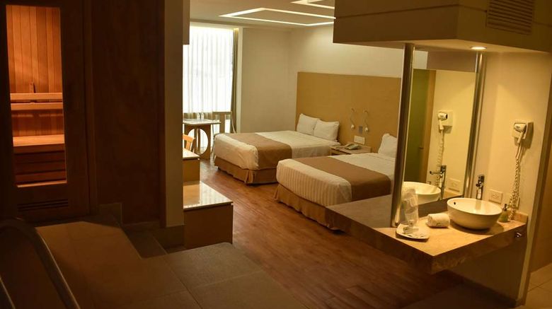 <b>Ramada by Wyndham Mexico City Santa Fe Suite</b>. Images powered by <a href="https://iceportal.shijigroup.com/" title="IcePortal" target="_blank">IcePortal</a>.