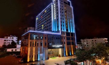 Microtel by Wyndham Sanya Dadonghai