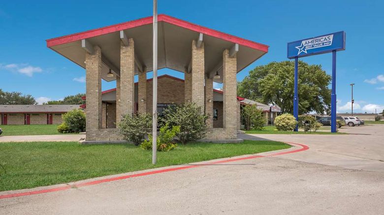 <b>Americas Best Value Inn Lockhart Exterior</b>. Images powered by <a href="https://iceportal.shijigroup.com/" title="IcePortal" target="_blank">IcePortal</a>.