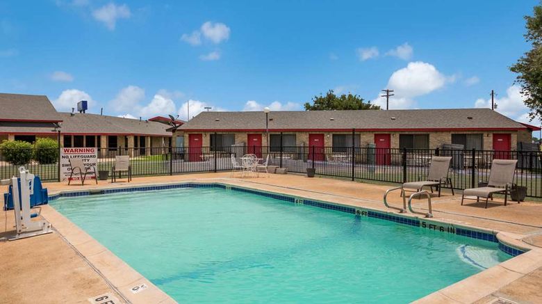 <b>Americas Best Value Inn Lockhart Pool</b>. Images powered by <a href="https://iceportal.shijigroup.com/" title="IcePortal" target="_blank">IcePortal</a>.