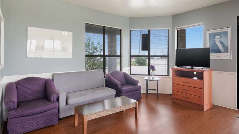 <b>Americas Best Value Inn Lockhart Lobby</b>. Images powered by <a href="https://iceportal.shijigroup.com/" title="IcePortal" target="_blank">IcePortal</a>.