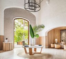 One&Only Le Saint Geran Lobby