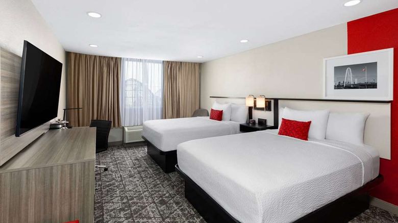 <b>Ramada by Wyndham DFW Airport Room</b>. Images powered by <a href="https://iceportal.shijigroup.com/" title="IcePortal" target="_blank">IcePortal</a>.