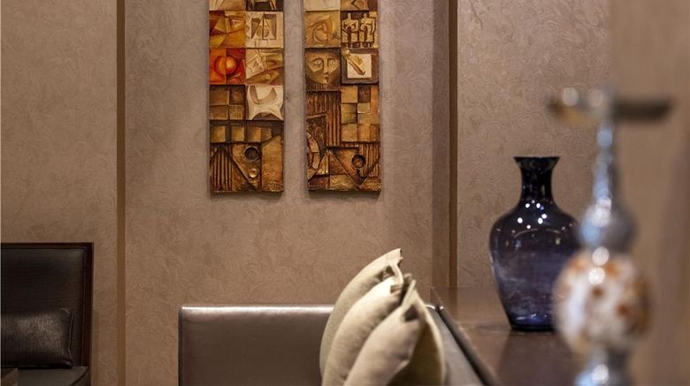 <b>Bristoria Hotel Erbil Lobby</b>. Images powered by <a href="https://iceportal.shijigroup.com/" title="IcePortal" target="_blank">IcePortal</a>.