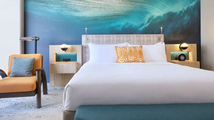 Waikiki Beachcomber by Outrigger Room