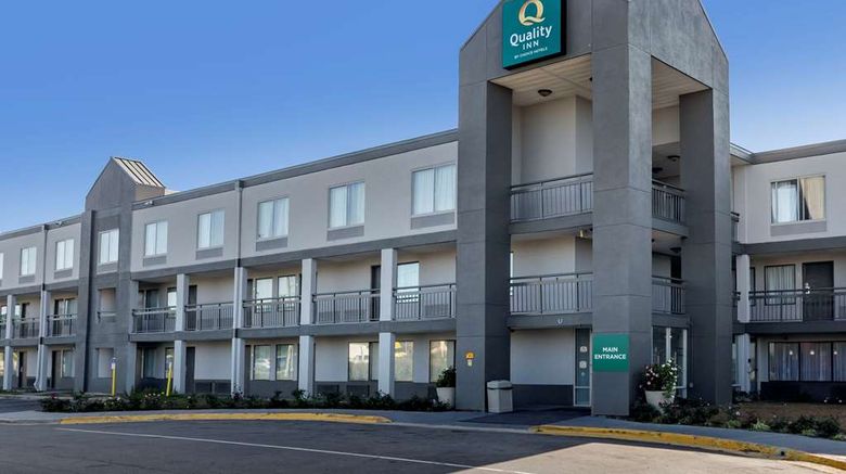 <b>Quality Inn Fayetteville Exterior</b>. Images powered by <a href="https://iceportal.shijigroup.com/" title="IcePortal" target="_blank">IcePortal</a>.