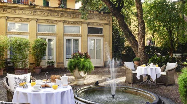 <b>Al Palazzo del Marchese di Camugliano Lobby</b>. Images powered by <a href="https://iceportal.shijigroup.com/" title="IcePortal" target="_blank">IcePortal</a>.