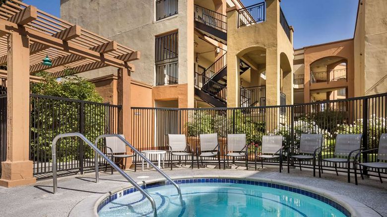 <b>MainStay Suites Orange County John Wayne Pool</b>. Images powered by <a href="https://iceportal.shijigroup.com/" title="IcePortal" target="_blank">IcePortal</a>.