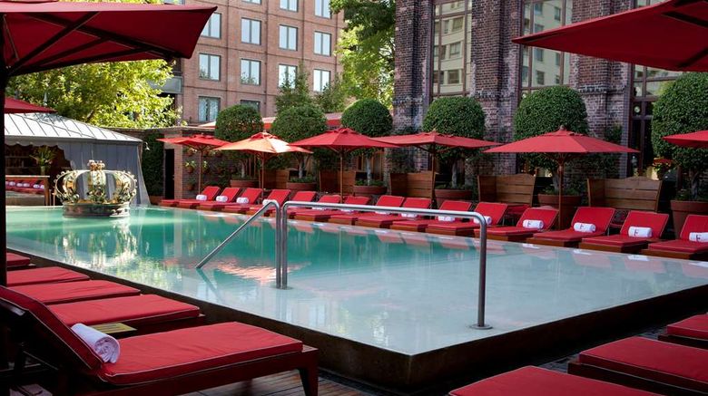<b>Faena Hotel Buenos Aires Pool</b>. Images powered by <a href="https://iceportal.shijigroup.com/" title="IcePortal" target="_blank">IcePortal</a>.