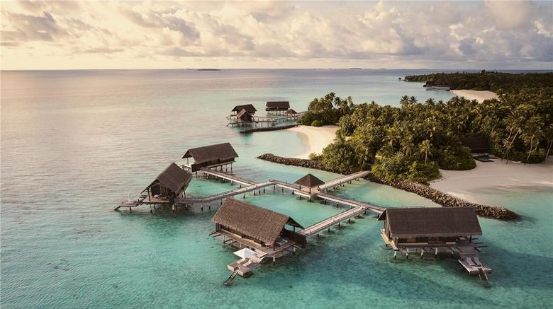 <b>One&Only Reethi Rah Exterior</b>. Images powered by <a href="https://iceportal.shijigroup.com/" title="IcePortal" target="_blank">IcePortal</a>.
