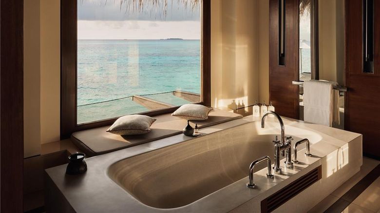 <b>One&Only Reethi Rah Room</b>. Images powered by <a href="https://iceportal.shijigroup.com/" title="IcePortal" target="_blank">IcePortal</a>.