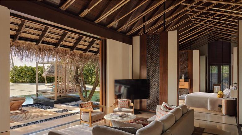 <b>One&Only Reethi Rah Suite</b>. Images powered by <a href="https://iceportal.shijigroup.com/" title="IcePortal" target="_blank">IcePortal</a>.