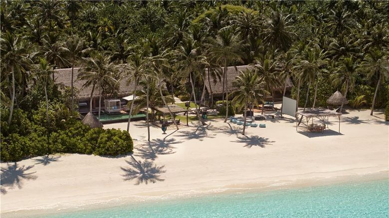 <b>One&Only Reethi Rah Suite</b>. Images powered by <a href="https://iceportal.shijigroup.com/" title="IcePortal" target="_blank">IcePortal</a>.