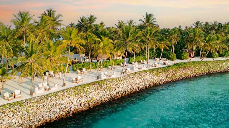 <b>One&Only Reethi Rah Restaurant</b>. Images powered by <a href="https://iceportal.shijigroup.com/" title="IcePortal" target="_blank">IcePortal</a>.