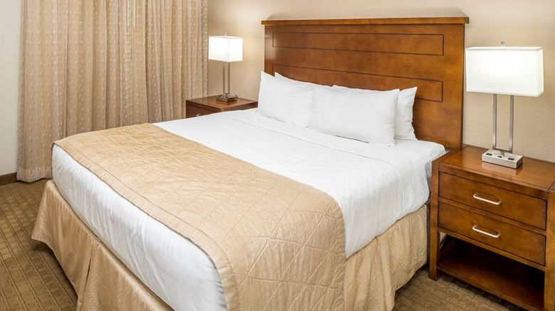 <b>Hilton Vacation Club Scottsdale Links Room</b>. Images powered by <a href="https://iceportal.shijigroup.com/" title="IcePortal" target="_blank">IcePortal</a>.