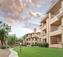 Hilton Vacation Club Scottsdale Links Exterior