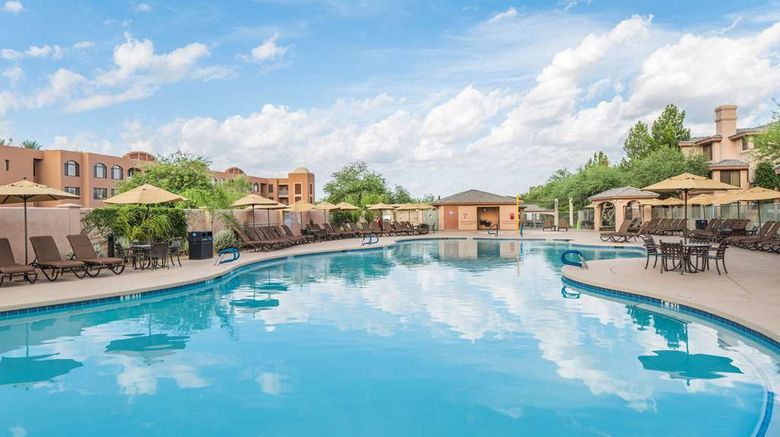 <b>Hilton Vacation Club Scottsdale Links Pool</b>. Images powered by <a href="https://iceportal.shijigroup.com/" title="IcePortal" target="_blank">IcePortal</a>.