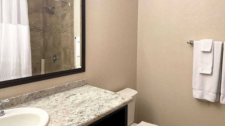 <b>Hilton Vacation Club Scottsdale Links Room</b>. Images powered by <a href="https://iceportal.shijigroup.com/" title="IcePortal" target="_blank">IcePortal</a>.