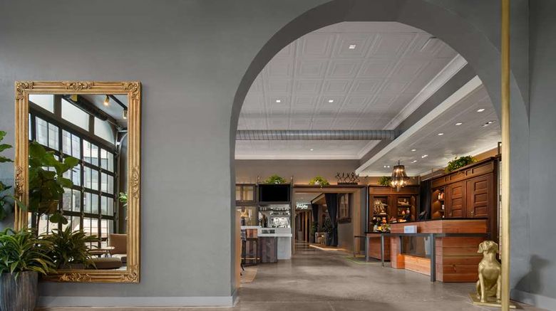 <b>Hotel West & Main, Tapestry by Hilton Lobby</b>. Images powered by <a href="https://iceportal.shijigroup.com/" title="IcePortal" target="_blank">IcePortal</a>.