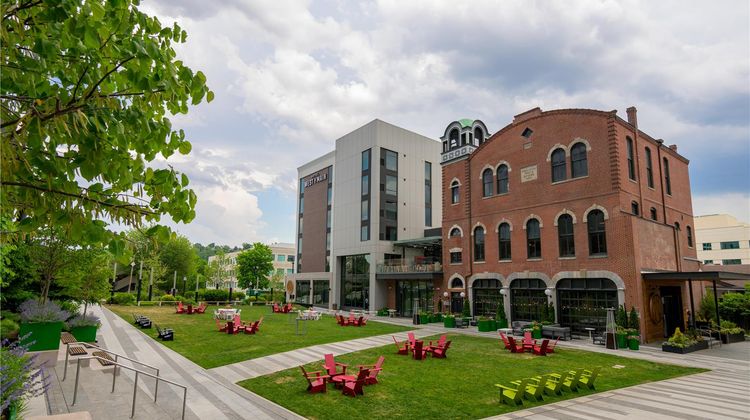 Hotel West & Main, Tapestry by Hilton Exterior