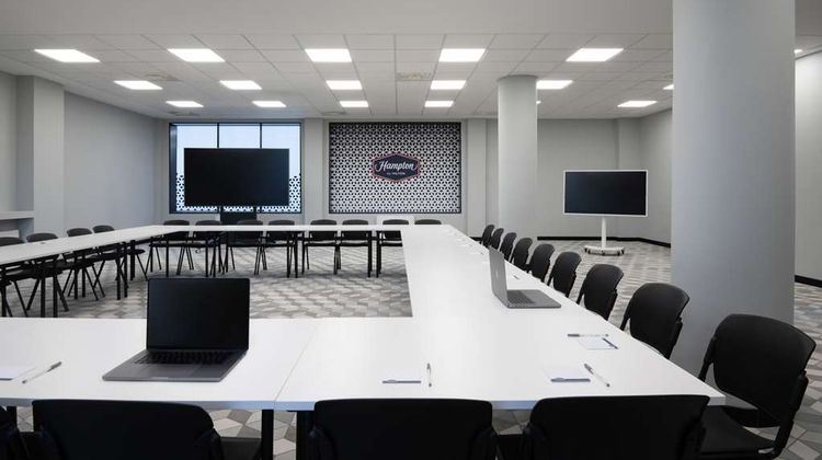 Hampton by Hilton Rome North Meeting