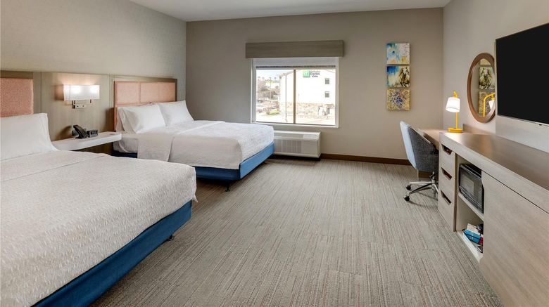 <b>Hampton Inn & Suites Weatherford Room</b>. Images powered by <a href="https://iceportal.shijigroup.com/" title="IcePortal" target="_blank">IcePortal</a>.
