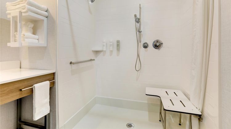 Hampton Inn & Suites Weatherford Room