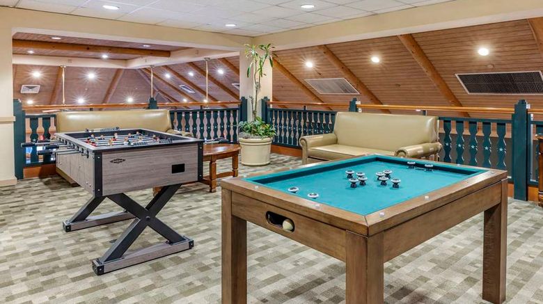<b>Hilton Vacation Club Lake Tahoe Resort Recreation</b>. Images powered by <a href="https://iceportal.shijigroup.com/" title="IcePortal" target="_blank">IcePortal</a>.