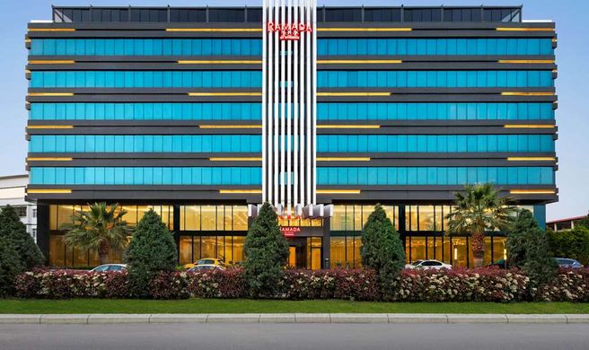 Ramada Plaza by Wyndham Samsun Exterior