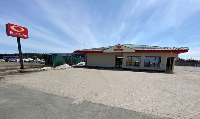 Econo Lodge Cochrane Exterior