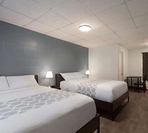Howard Johnson by Wyndham Grande Prairie Room