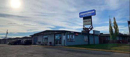 Howard Johnson by Wyndham Grande Prairie Exterior
