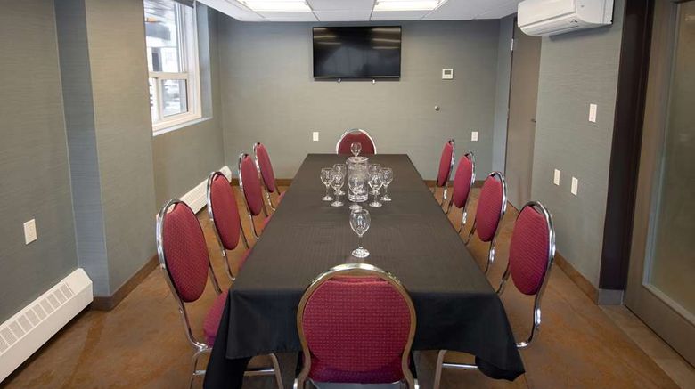 <b>Coast Calgary Downtown Hotel & Suites Meeting</b>. Images powered by <a href="https://iceportal.shijigroup.com/" title="IcePortal" target="_blank">IcePortal</a>.