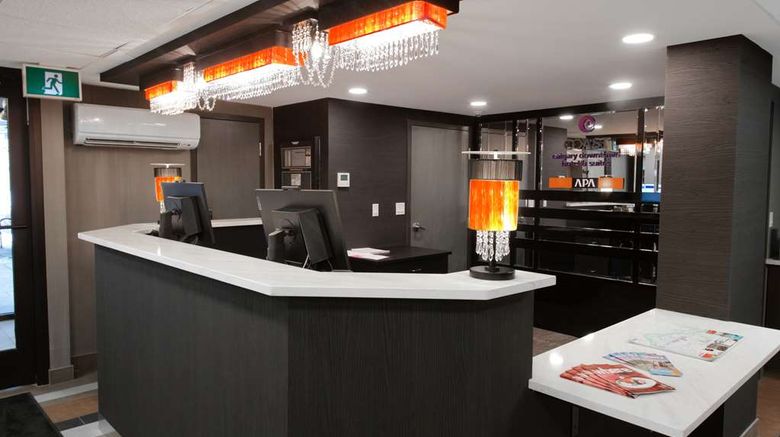 <b>Coast Calgary Downtown Hotel & Suites Lobby</b>. Images powered by <a href="https://iceportal.shijigroup.com/" title="IcePortal" target="_blank">IcePortal</a>.