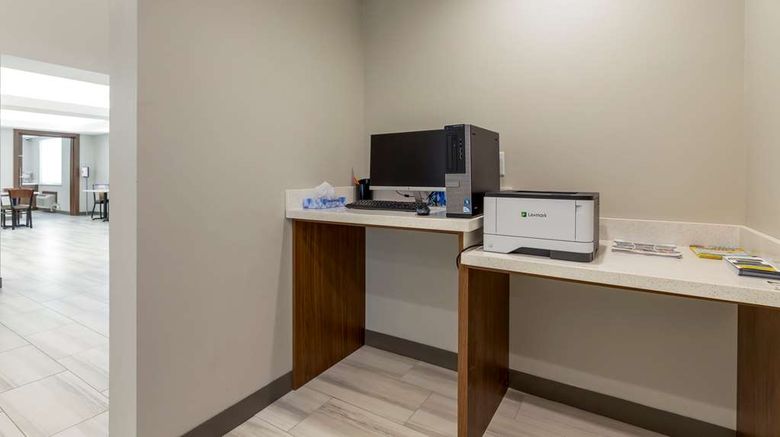 <b>Comfort Inn and Suites Muskogee Other</b>. Images powered by <a href="https://iceportal.shijigroup.com/" title="IcePortal" target="_blank">IcePortal</a>.
