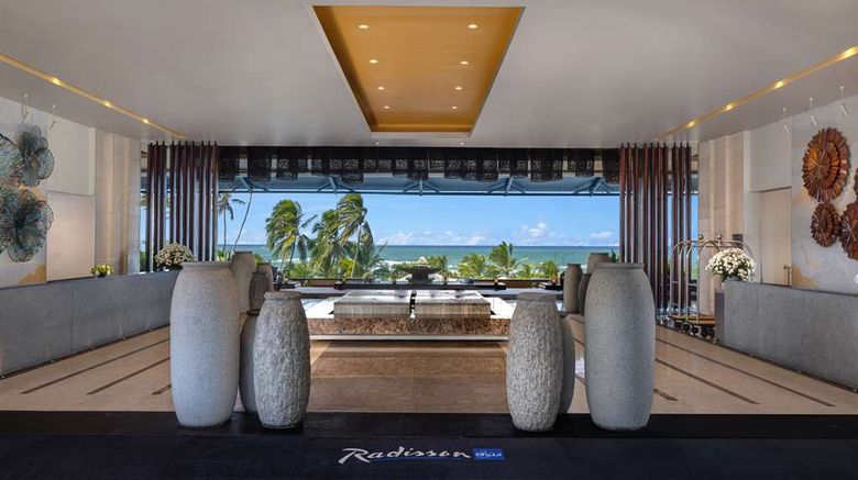 <b>Radisson Blu Resort Galle Lobby</b>. Images powered by <a href="https://iceportal.shijigroup.com/" title="IcePortal" target="_blank">IcePortal</a>.