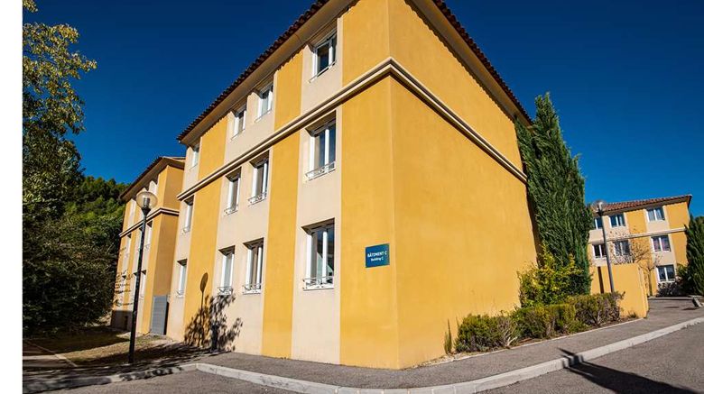 <b>Zenitude Hotel Residence Le Tholonet Exterior</b>. Images powered by <a href="https://iceportal.shijigroup.com/" title="IcePortal" target="_blank">IcePortal</a>.