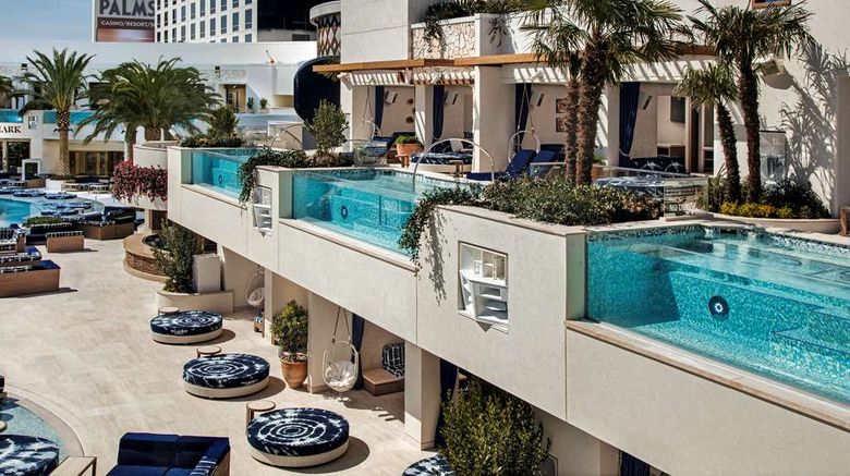 <b>Palms Casino Resort Exterior</b>. Images powered by <a href="https://iceportal.shijigroup.com/" title="IcePortal" target="_blank">IcePortal</a>.