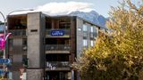 Lylo Queenstown Exterior
