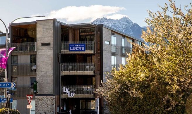 Lylo Queenstown Exterior
