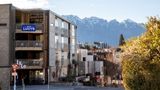 Lylo Queenstown Exterior