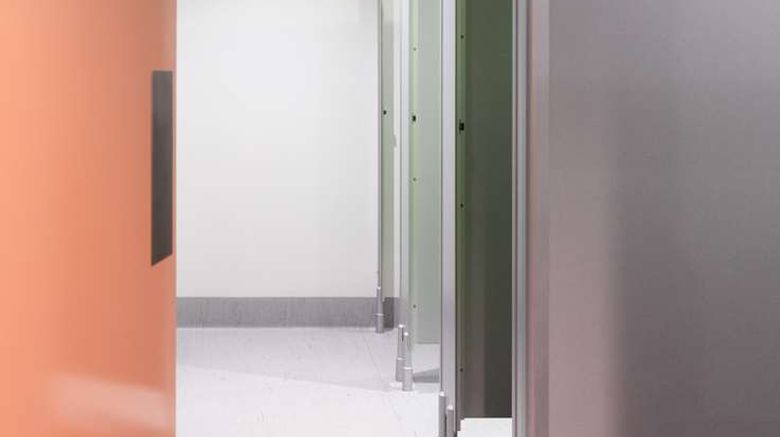 <b>Lylo Queenstown Room</b>. Images powered by <a href="https://iceportal.shijigroup.com/" title="IcePortal" target="_blank">IcePortal</a>.