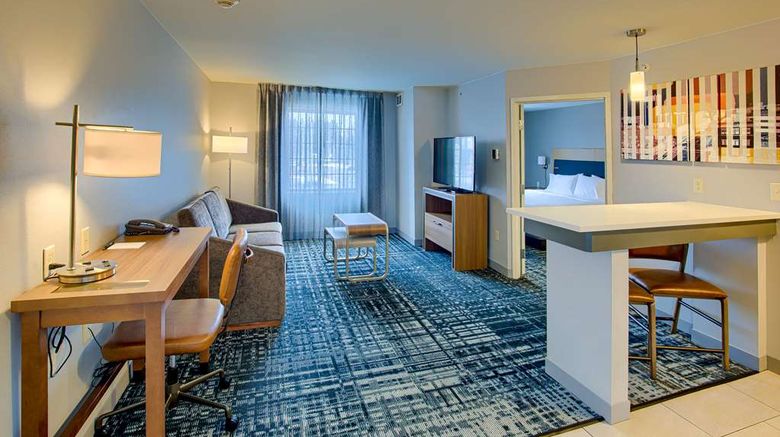 <b>Homewood Suites by Hilton South Bend Room</b>. Images powered by <a href="https://iceportal.shijigroup.com/" title="IcePortal" target="_blank">IcePortal</a>.