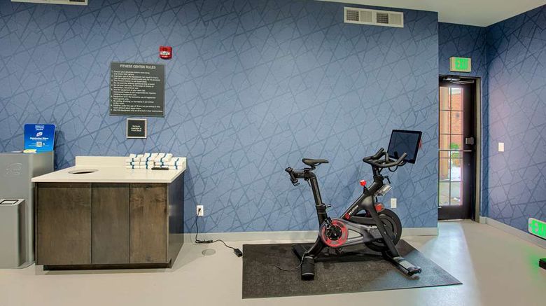 <b>Homewood Suites by Hilton South Bend Health</b>. Images powered by <a href="https://iceportal.shijigroup.com/" title="IcePortal" target="_blank">IcePortal</a>.