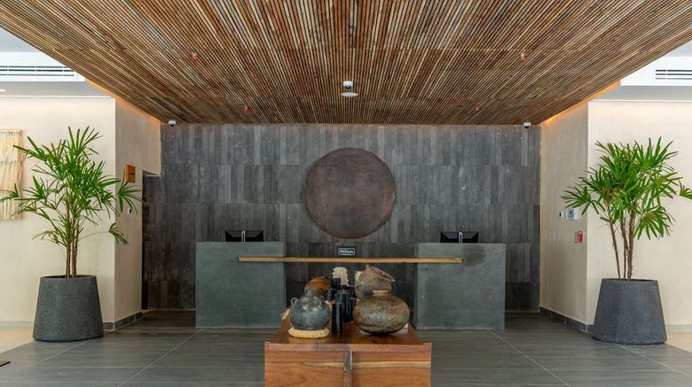 <b>Motto by Hilton Tulum Lobby</b>. Images powered by <a href="https://iceportal.shijigroup.com/" title="IcePortal" target="_blank">IcePortal</a>.