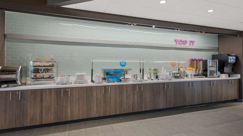 <b>Tru by Hilton Greensboro Restaurant</b>. Images powered by <a href="https://iceportal.shijigroup.com/" title="IcePortal" target="_blank">IcePortal</a>.