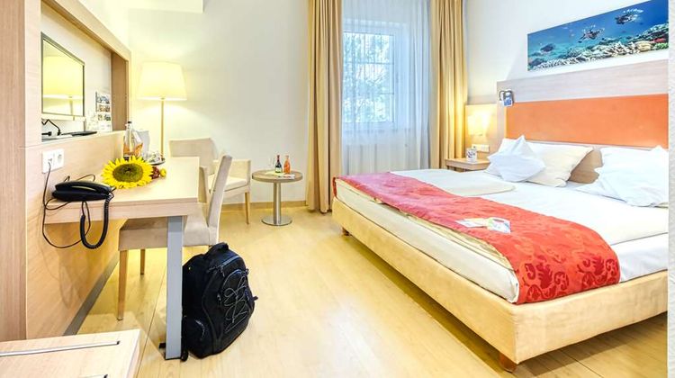 AKZENT Hotel Aufkirchen Room