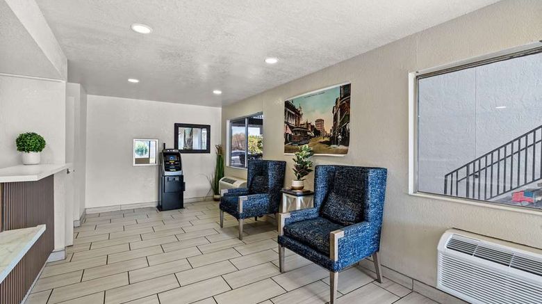 <b>Econo Lodge Lobby</b>. Images powered by <a href="https://iceportal.shijigroup.com/" title="IcePortal" target="_blank">IcePortal</a>.