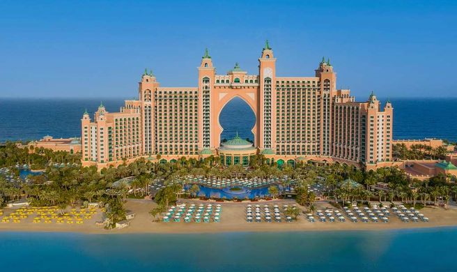 Atlantis, the Palm Exterior